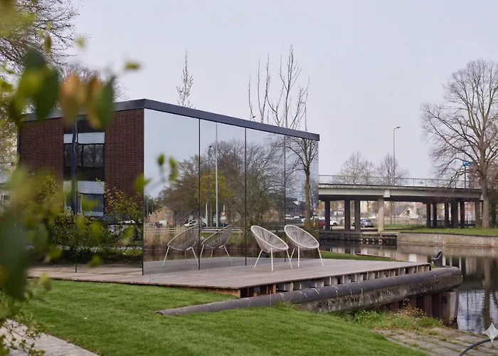 Hannah Mirror Tiny House 's-Hertogenbosch  fotoğrafı