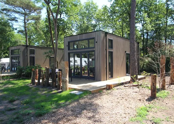 foto di Tiny House Voor 2 Personen I Resort De Heimolen Baarle-Nassau